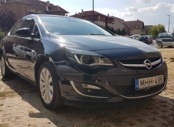 OPEL Astra  1.4 T Cosmo