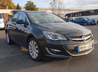 OPEL Astra 1.4 T Cosmo OPEL Astra 1.4 T Cosmo