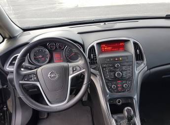 OPEL Astra 1.4 T Cosmo OPEL Astra 1.4 T Cosmo